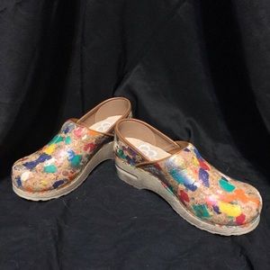 Sanita Clogs